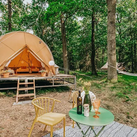 Glamping Cernicka Obora Sudomerice u Bechyne