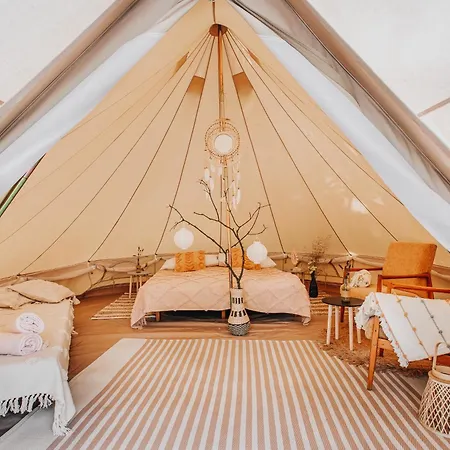 Glamping Cernicka Obora * Sudomerice u Bechyne