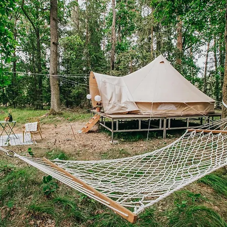 Glamping Cernicka Obora Sudomerice u Bechyne