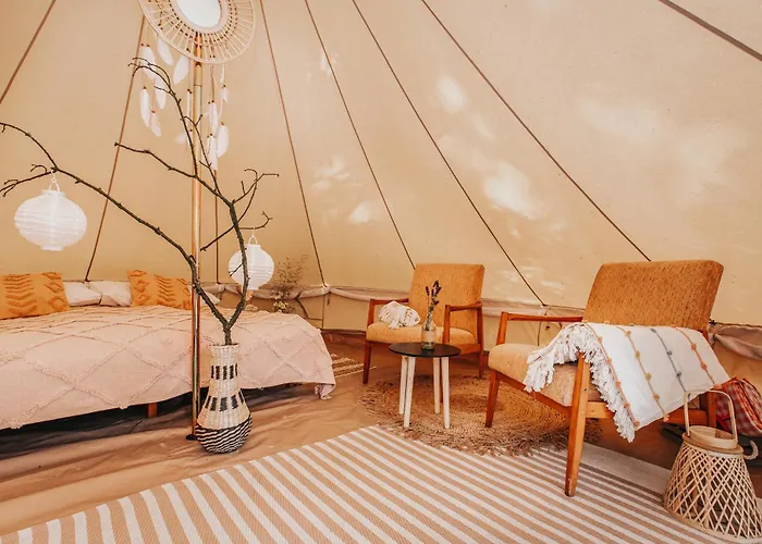 Glamping Cernicka Obora 豪华帐篷 Sudomerice u Bechyne