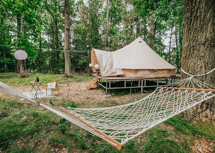 Glamping Cernicka Obora Sudomerice u Bechyne